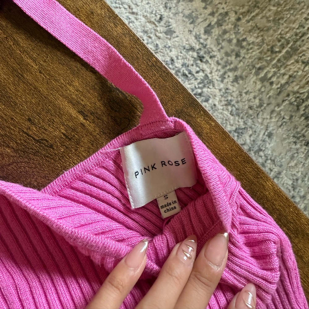Pink sweater - Picture 3 of 3